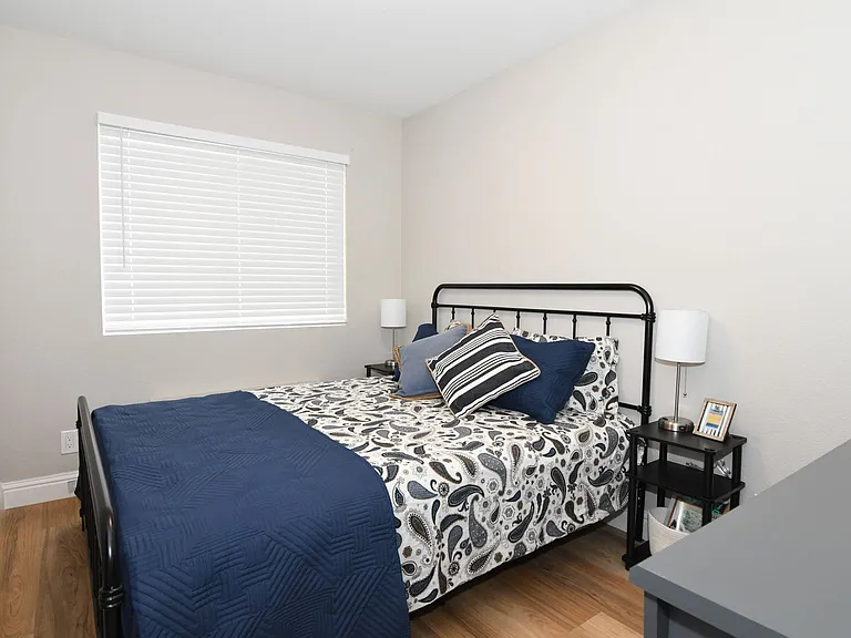 310 Pine St — Photo 10