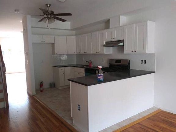 2nd image of 25 Jake Ct #4BR