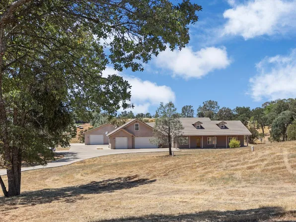 6172 McCauley Rd, Valley Springs, CA 95252