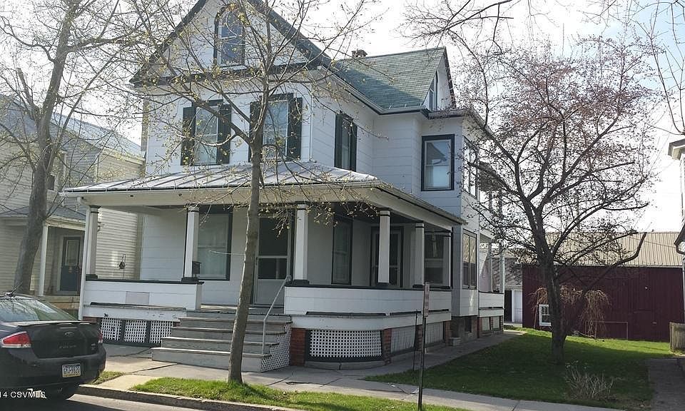 1st image of 226 Market St