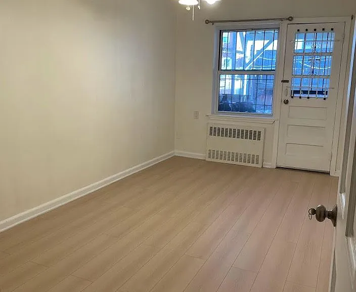 Bedroom 1 with ceiling fan to save on your electricity bill for a green living!