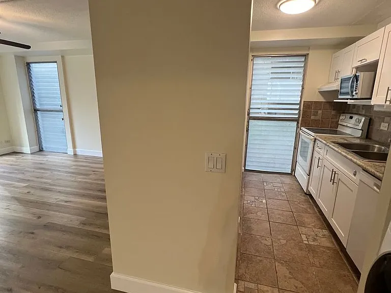 435 Walina St #104 — Photo 6