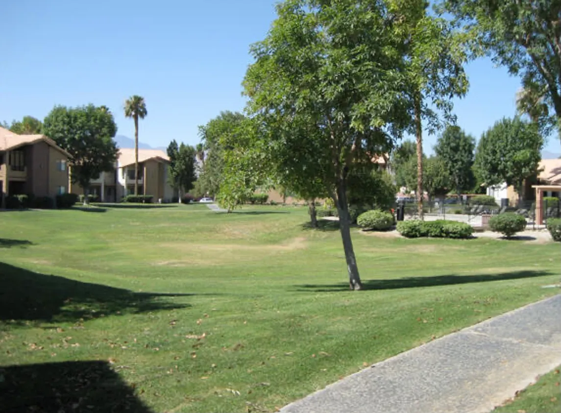 2 bed, 880 sqft, $1,950 — Photo 4