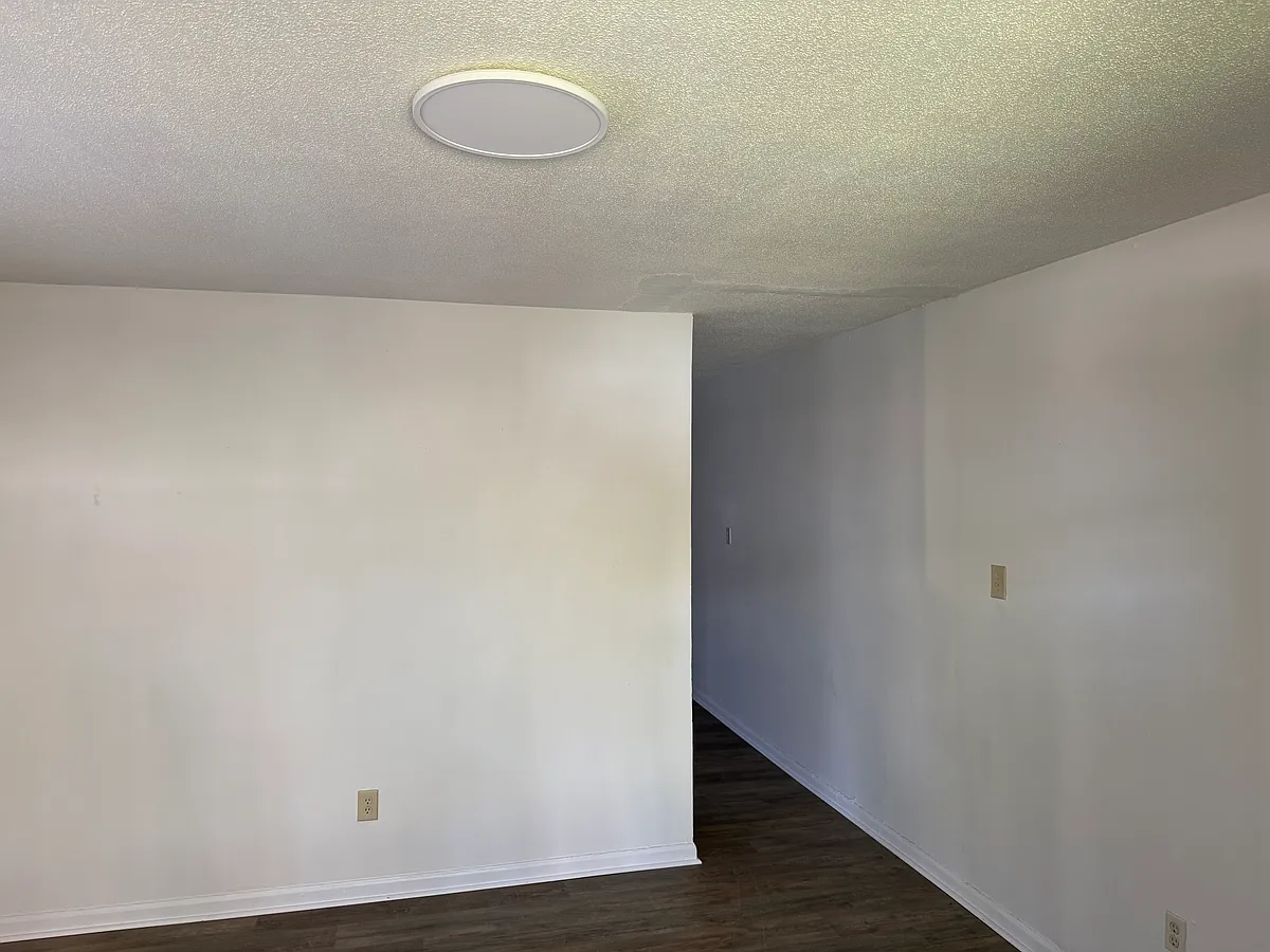 Building Photo - 4310 Dorris St #4310