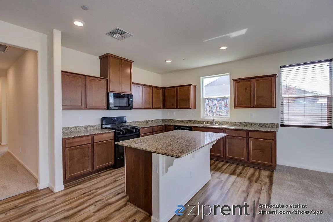 4548 McCormack Rd photo 1