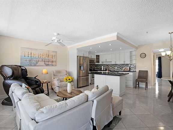 3rd image of 78 Oakridge G #78