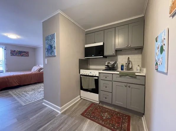 31 Western Ave #6, Gloucester, MA 01930