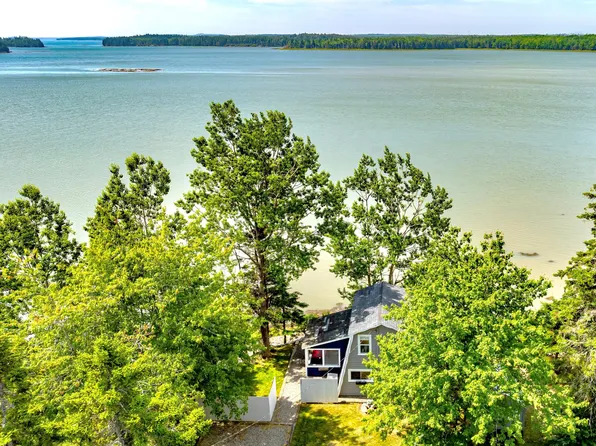 227 Rays Point Road, Milbridge, ME 04658