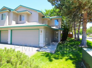 5801 N Cobbler Ln, Garden City, ID 83703