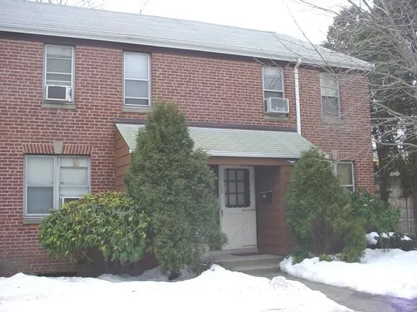 30 Virginia Ave, Bridgeport, CT 06610
