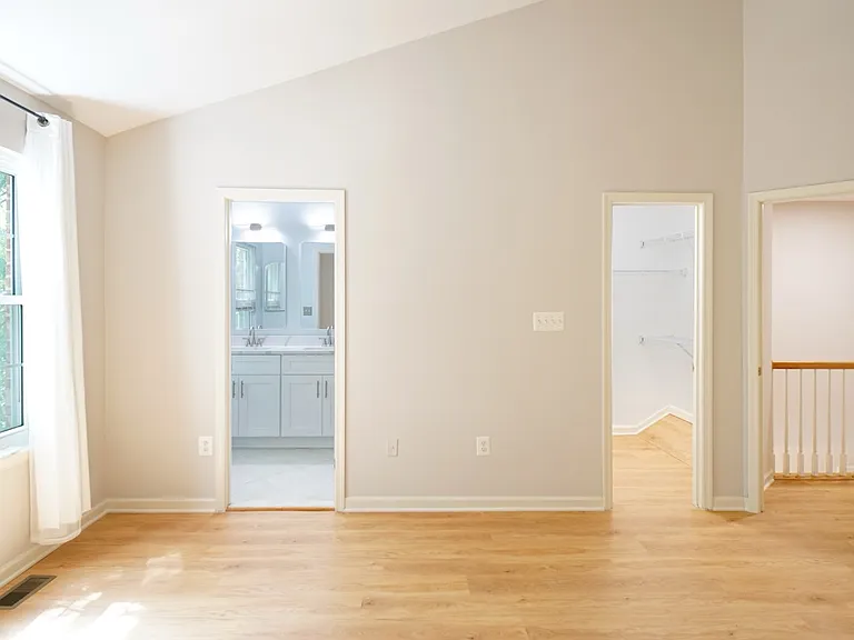 9423 Fields Rd — Photo 37