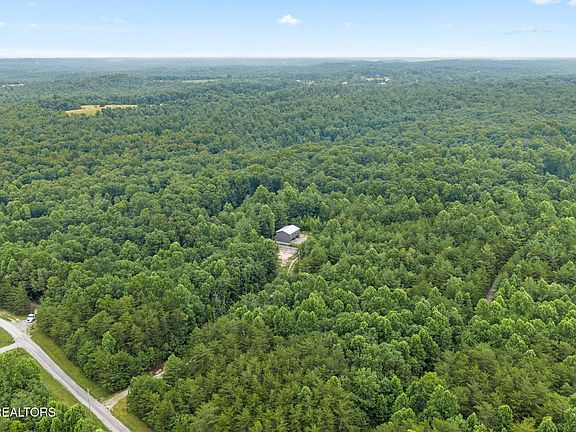 4th image of 144 Charlie Jones Rd