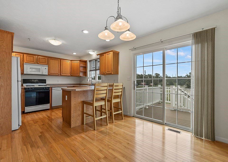 140 Stedman St UNIT 8, Chelmsford, MA 01824 Zillow