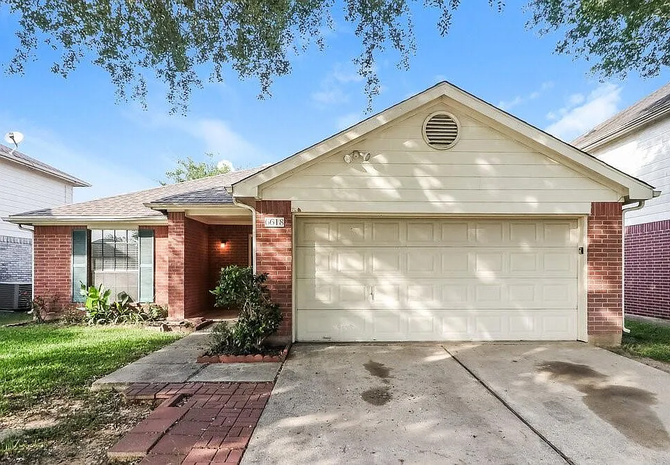 6618 Sutton Meadows Dr