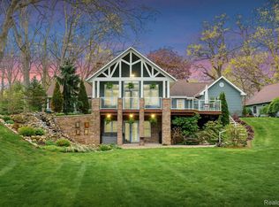 46132 86th Ave, Decatur, MI 49045