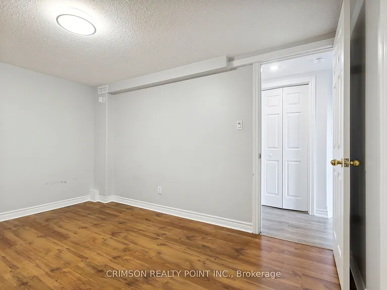 111 Grey St #105 — Photo 35