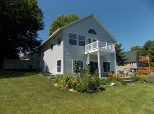 321 N Crooked Lake Dr, Lake, MI 48632