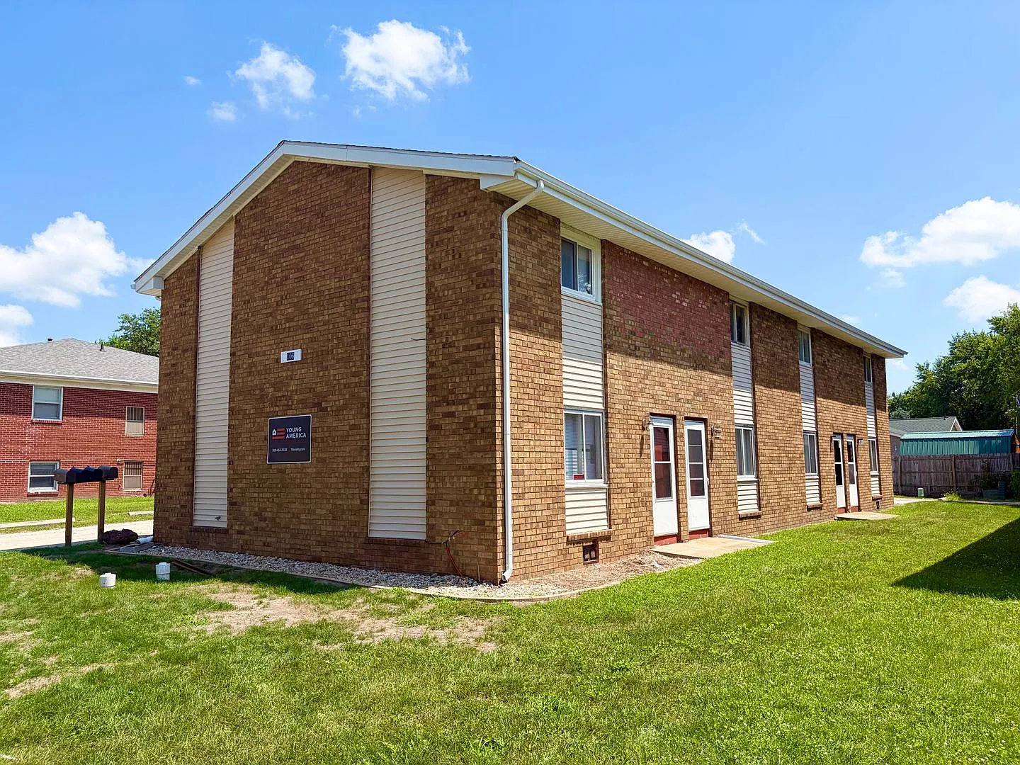 106 College Park Court — Photo 1