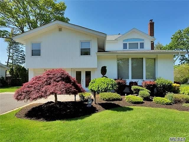 1st image of 93 Village Dr