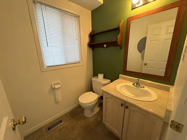 30 Tweedsdale St — Photo 9