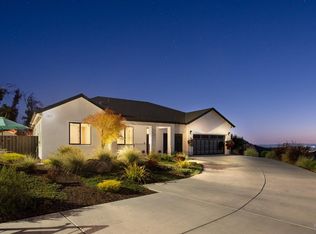 1425 Lorraine Way, Santa Rosa, CA 95404