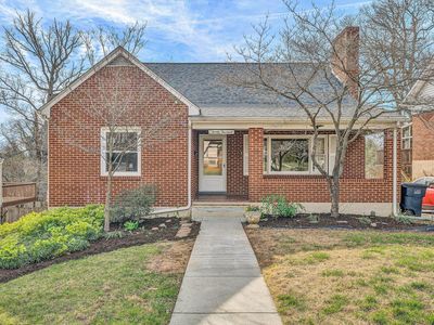 2014 Holley Rd NE, Roanoke, VA, 24012
