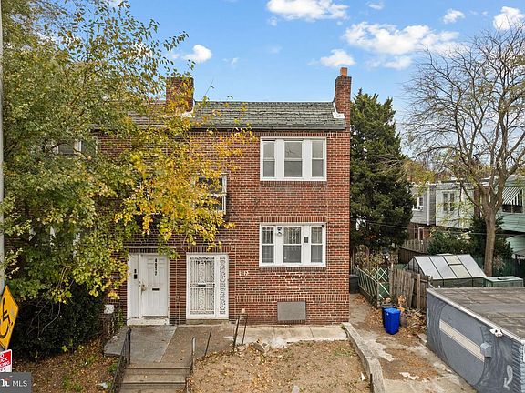 2nd image of 4915 Wissahickon Ave