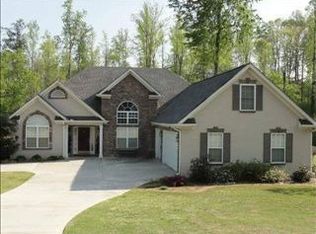 130 Blue Grass Ct, Oxford, GA