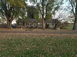407 Elm St, Philadelphia, TN 37846