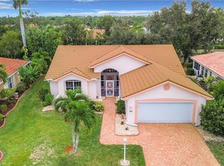 2010 Rio Nuevo Dr, North Fort Myers, FL 33917