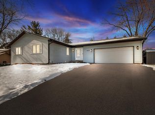 4425 College Heights Cir, Bloomington, MN 55437