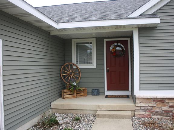 3rd image of 10960 Lance Ave