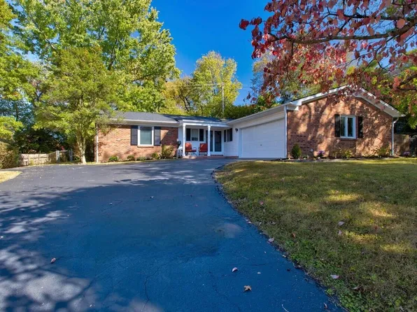 3033 Montavesta Rd, Lexington, KY 40502