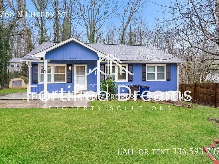 4768 N Cherry St — Photo 1