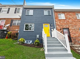 5222 Karl Pl NE, Washington, DC 20019