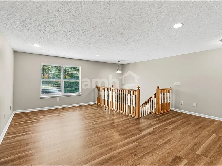 2591 Auburn Ct — Photo 10