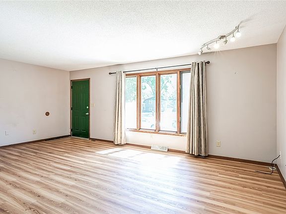3rd image of 705 N G St