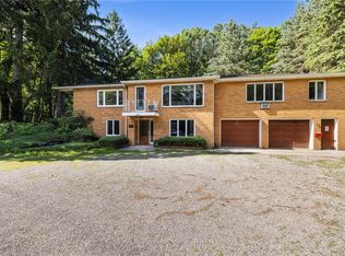 554 Helendale Rd, Rochester, NY 14609