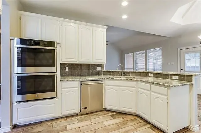 3711 Old Orchard Ct — Photo 11