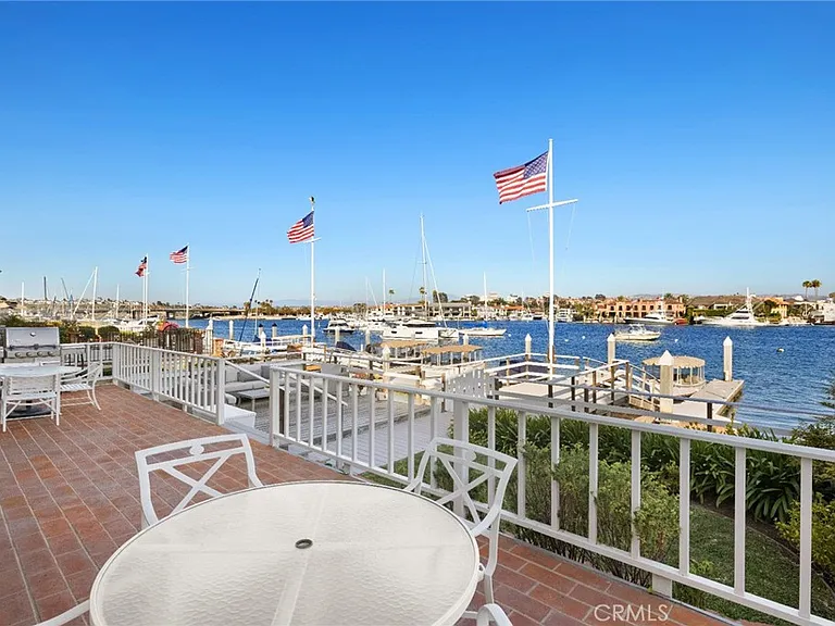 2732 Bayshore Dr — Photo 29