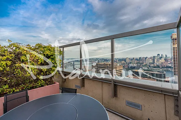 Rented by Platinum Properties | media 16