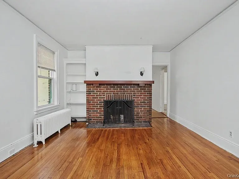 15-17 Chestnut St #15 — Photo 10