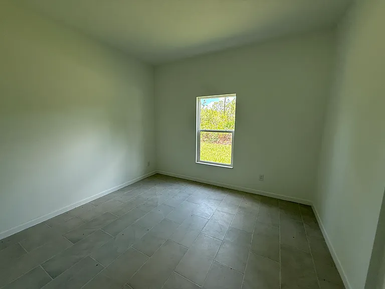 4103 E 13th St — Photo 5