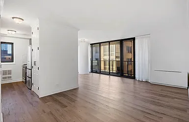 Rented by New York Casas Ltd.