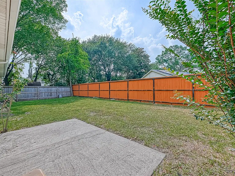 4126 Surreydon Dr — Photo 22