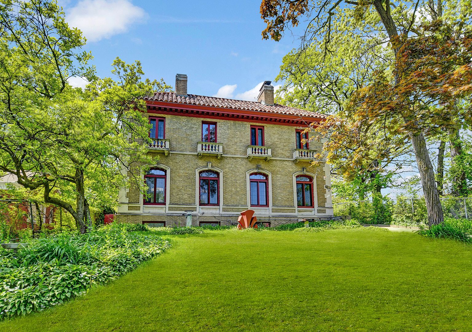 9924 S Longwood Dr, Chicago, IL 60643 | Zillow