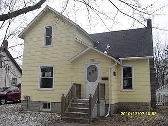 209 S Campbell St photo 1