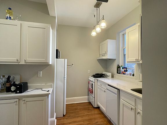 2nd image of 1179 Commonwealth Ave #2