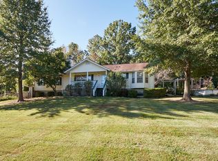 107 Jays Dr, Fenton, MO 63026