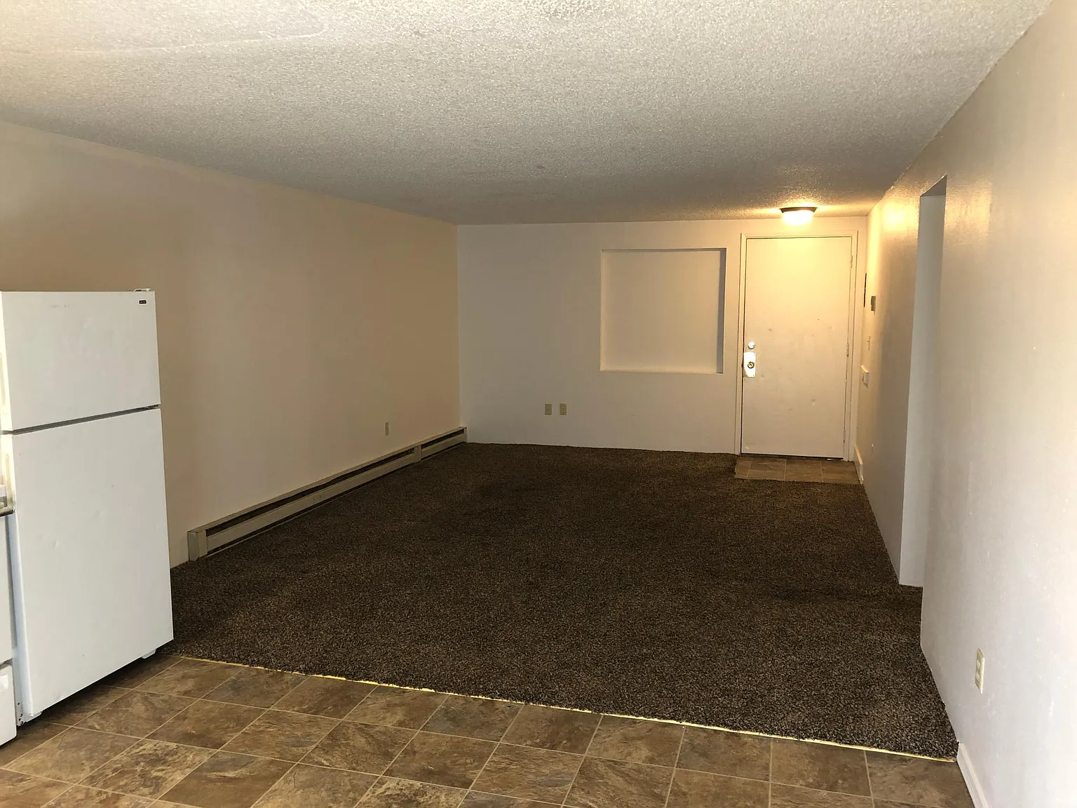 4 bed, 1050 sqft, $1,200 — Photo 4